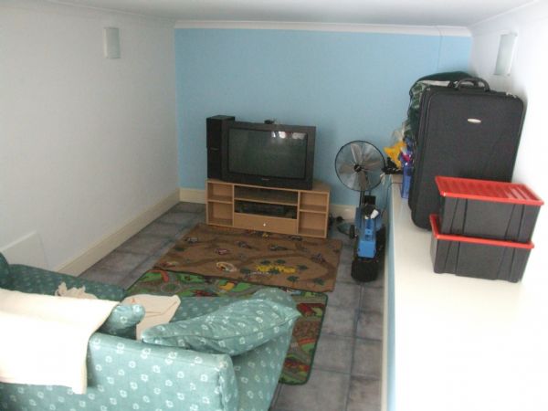 Michael Anthony Hemel Hempstead - NASH MILLS - PLAY ROOM